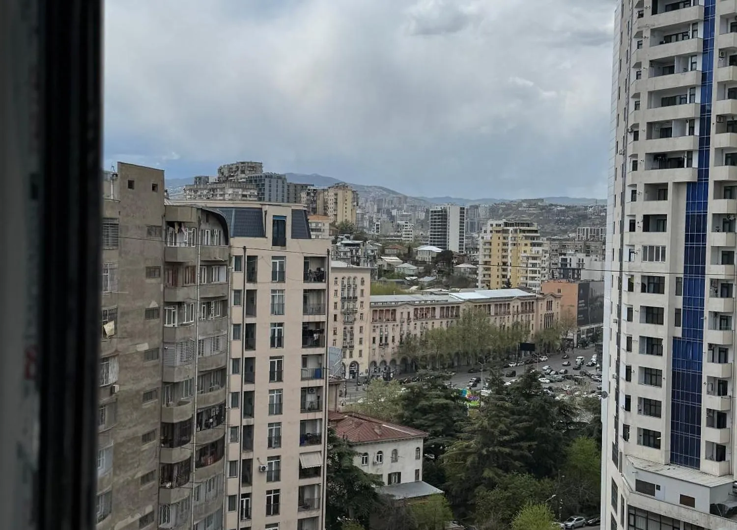 טביליסי Elevated Stay דירה